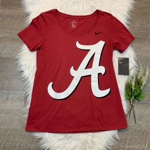 Nike Alabama Crimson Tide T-Shirt Logo Scoop Neck